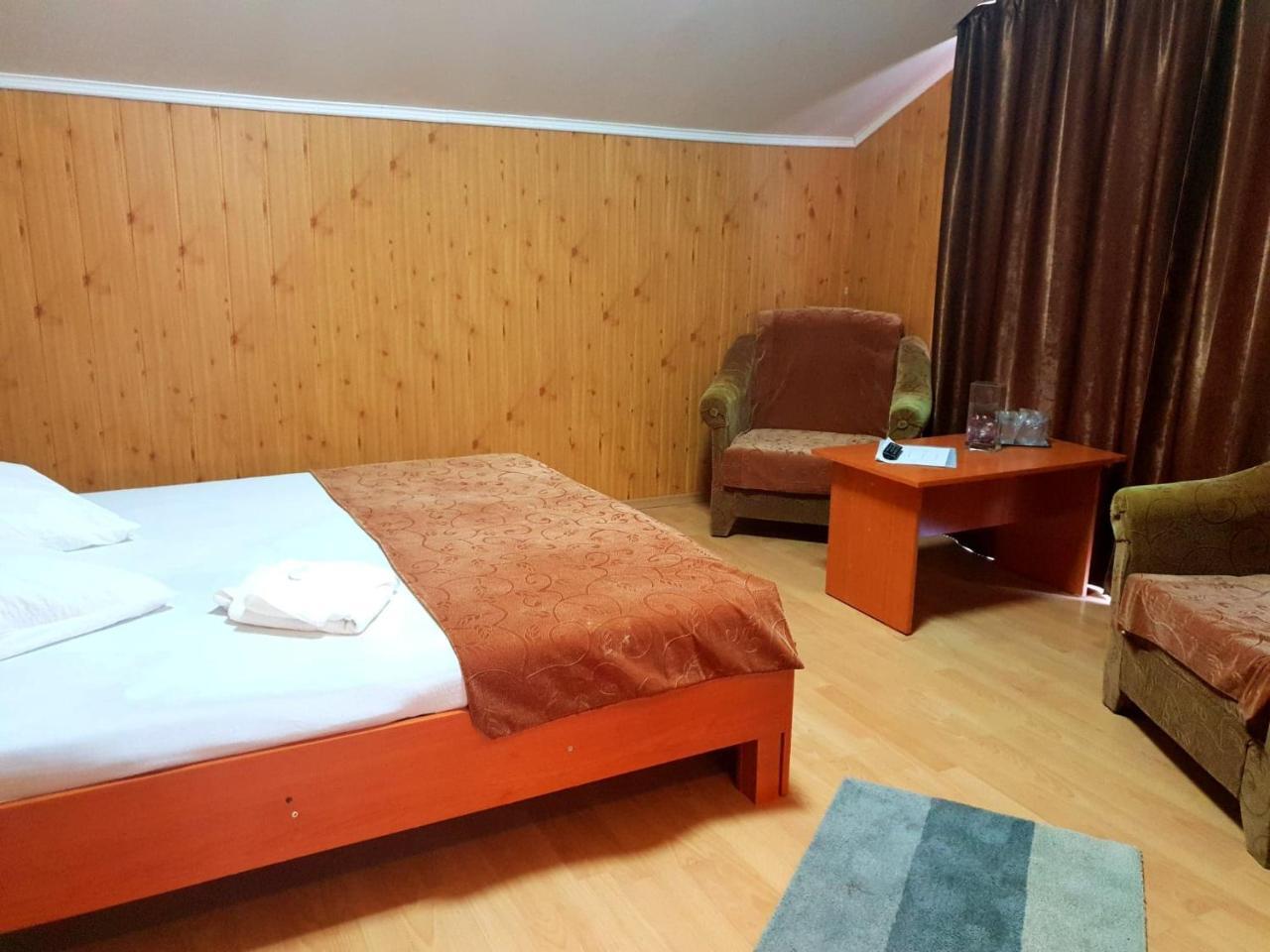 Pensiunea Valea Negrasului Trăisteni Dış mekan fotoğraf
